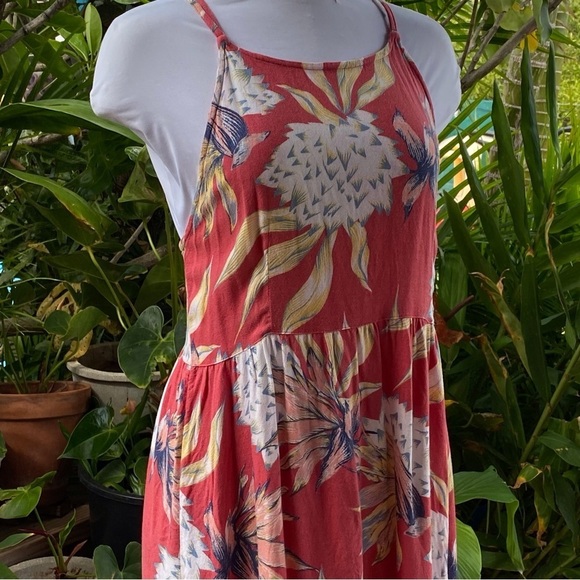 Roxy super cute! Zipper back adjustable straps - Picture 8 of 11